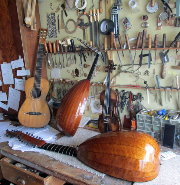 Martin Bowers - luthier